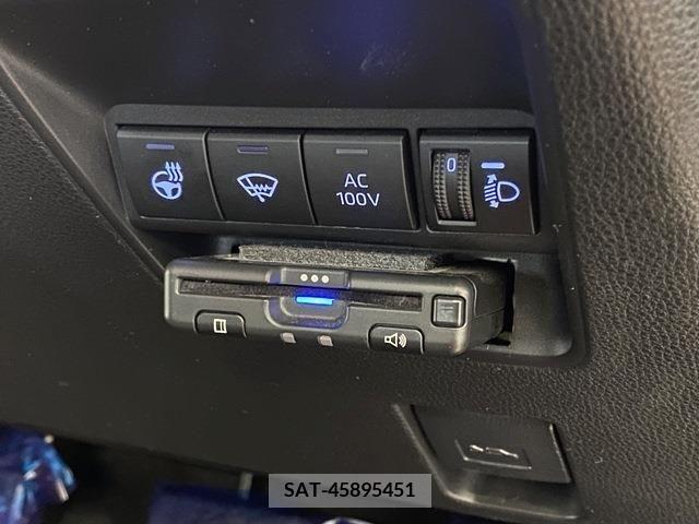 Toyota AQUA 2021-11 218404-13