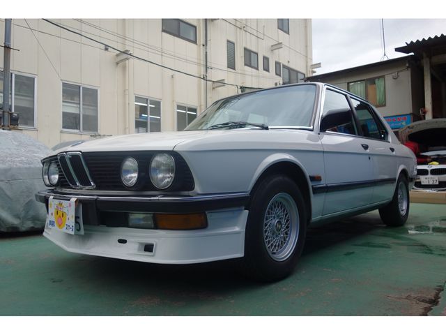 Bmw 5 SERIES 1983-10 637-0