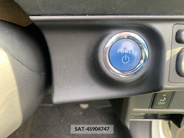 Toyota AQUA 2013-01 212604-19