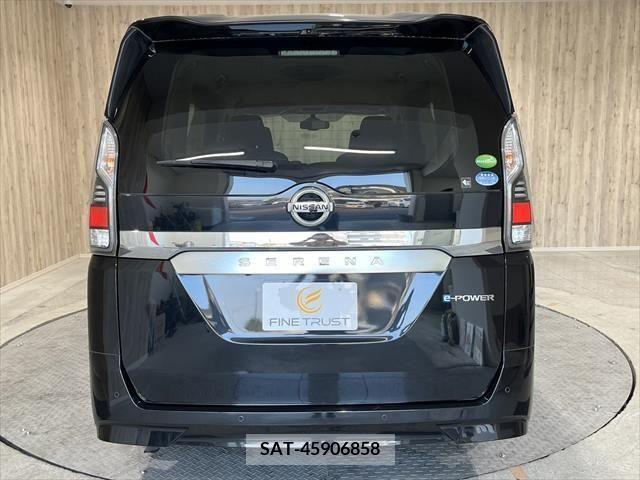 Nissan SERENA 2018-12 324952-15