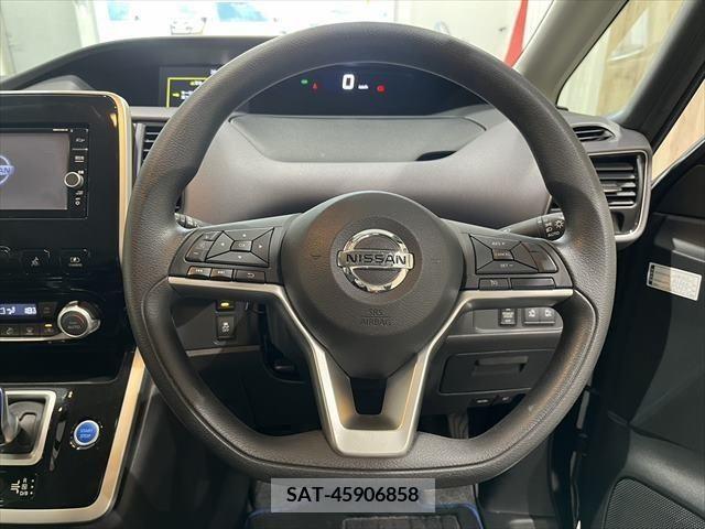 Nissan SERENA 2018-12 324952-10