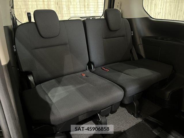 Nissan SERENA 2018-12 324952-8