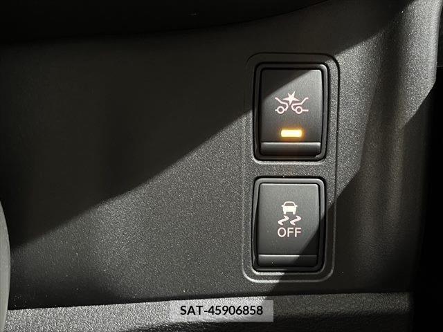 Nissan SERENA 2018-12 324952-5