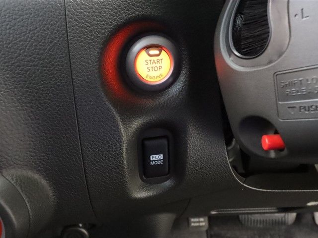 Nissan CUBE 2014-09 8901-13