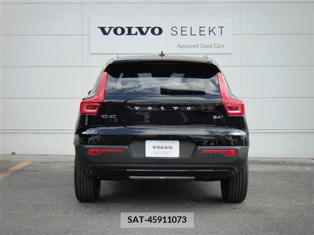 Volvo XC40 2021-08 372911-5