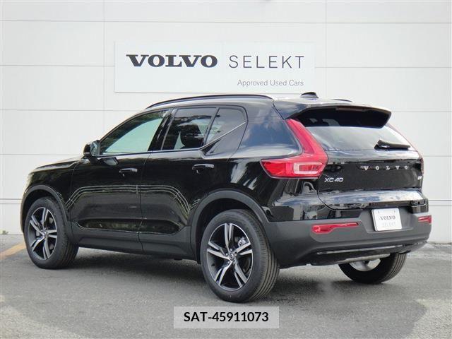 Volvo XC40 2021-08 372911-4