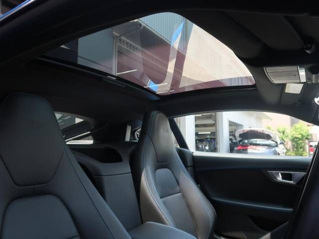 Jaguar F-TYPE 2018-06 184592-6