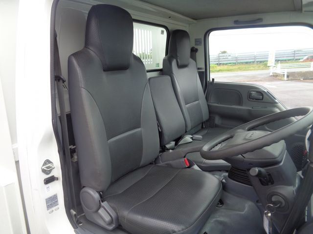 Isuzu ELF TRUCK 2015-08 5322-7