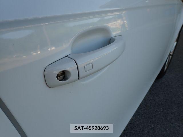 Audi A4 2014-04 261077-8