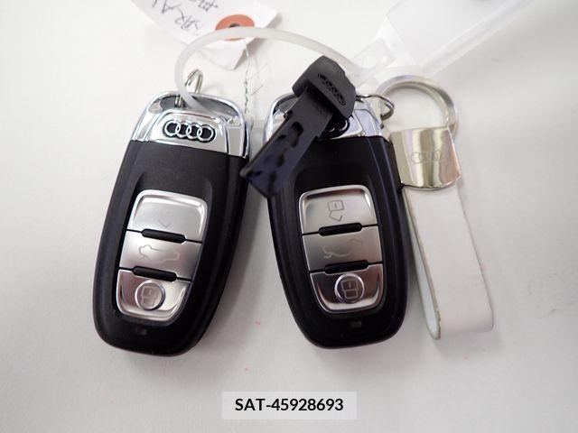 Audi A4 2014-04 261077-24