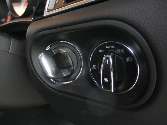 Porsche MACAN 2014-12 185481-19