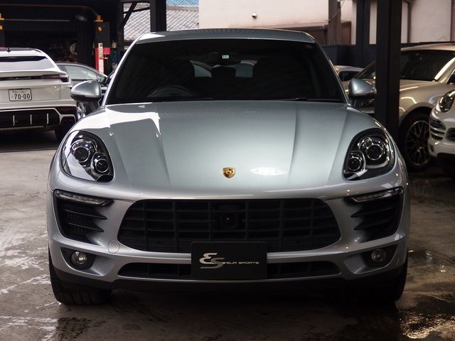 Porsche MACAN 2014-12 185481-3