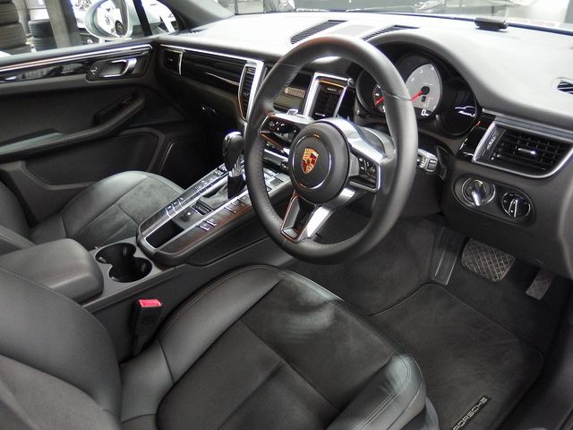 Porsche MACAN 2014-12 185481-21
