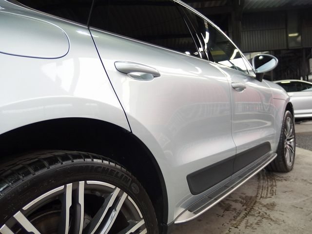 Porsche MACAN 2014-12 185481-15