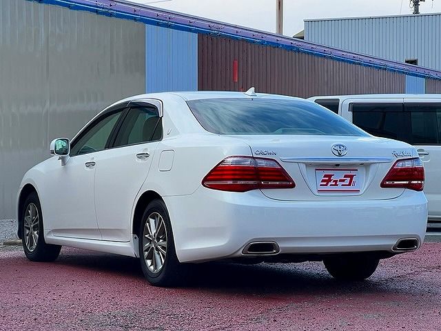 Toyota CROWN SEDAN 2012-09 7231-8