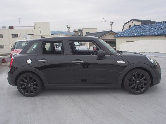 Bmw MINI 2018-12 190559-15