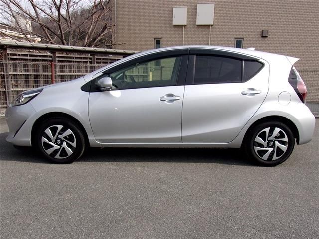 Toyota AQUA 2020-12 1839-8