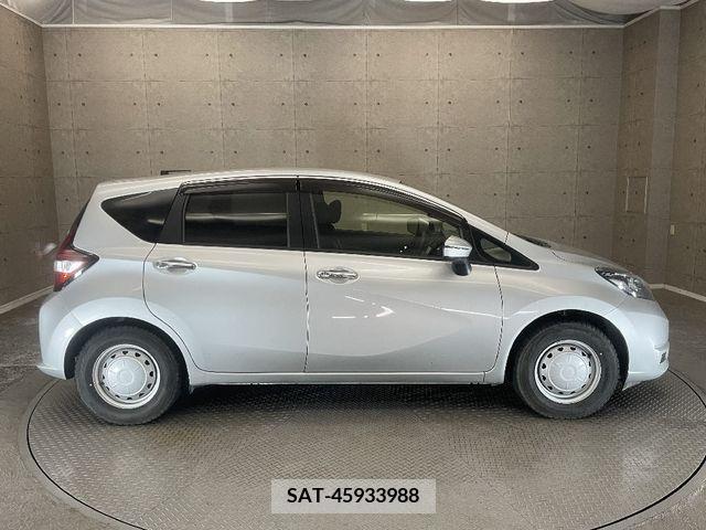 Nissan NOTE 2019-02 327685-6