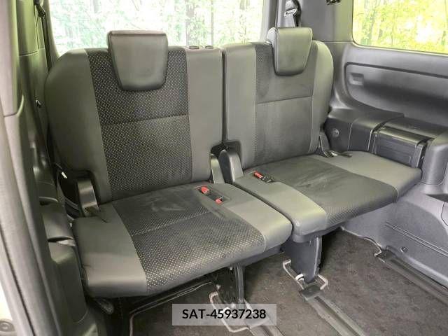 Toyota VOXY 2021-02 212210-10