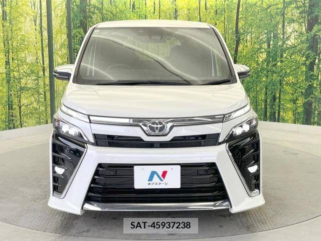 Toyota VOXY 2021-02 212210-15