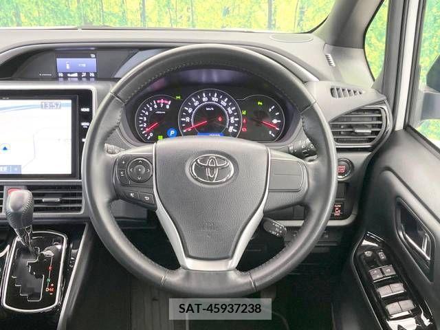 Toyota VOXY 2021-02 212210-12