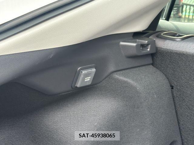 Toyota PRIUS 2024-01 339866-13