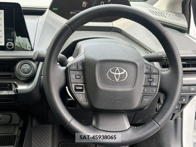 Toyota PRIUS 2024-01 339866-9