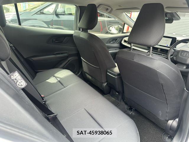 Toyota PRIUS 2024-01 339866-16