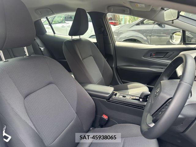 Toyota PRIUS 2024-01 339866-10