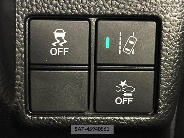 Honda N BOX CUSTOM 2018-03 379473-5