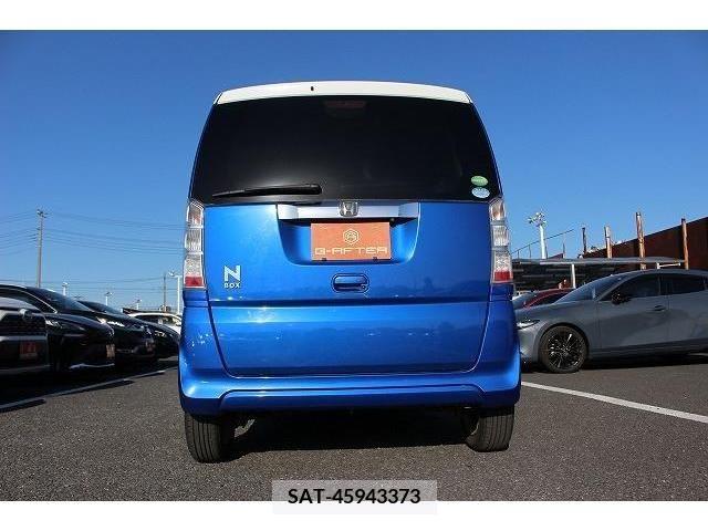 Honda N BOX 2015-10 279537-9