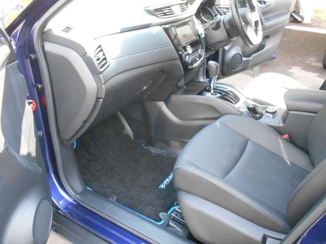 Nissan X-TRAIL 2020-05 3267-17