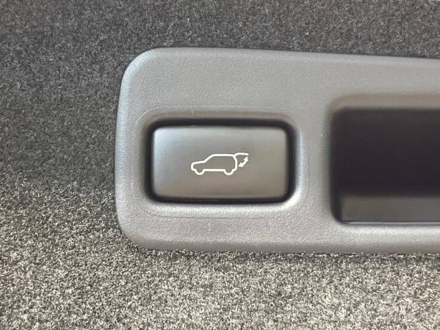 Toyota HARRIER 2017-08 20656-8