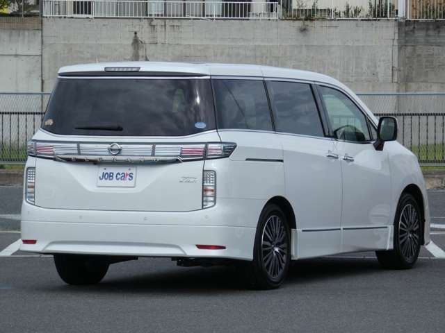 Nissan ELGRAND 2021-01 18068-3