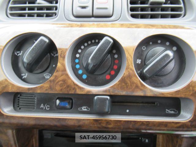 Mitsuoka VIEWT 2002-07 324471-19