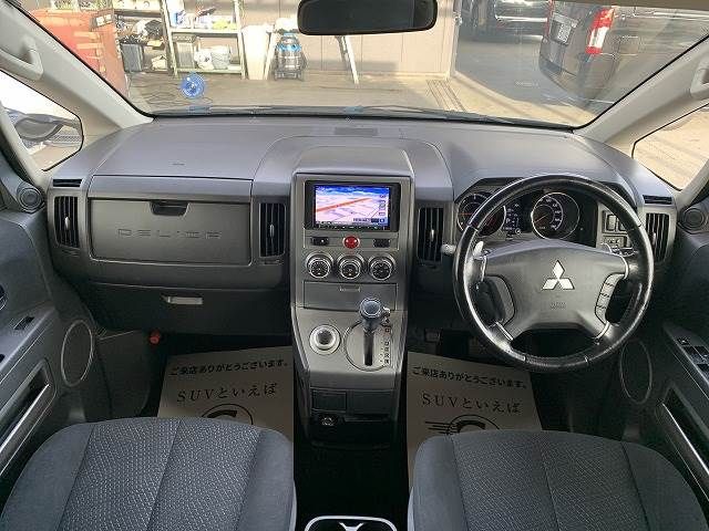 Mitsubishi DELICA D5 2013-06 20030-1