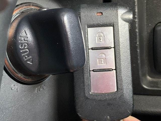 Mitsubishi DELICA D5 2013-06 20030-7