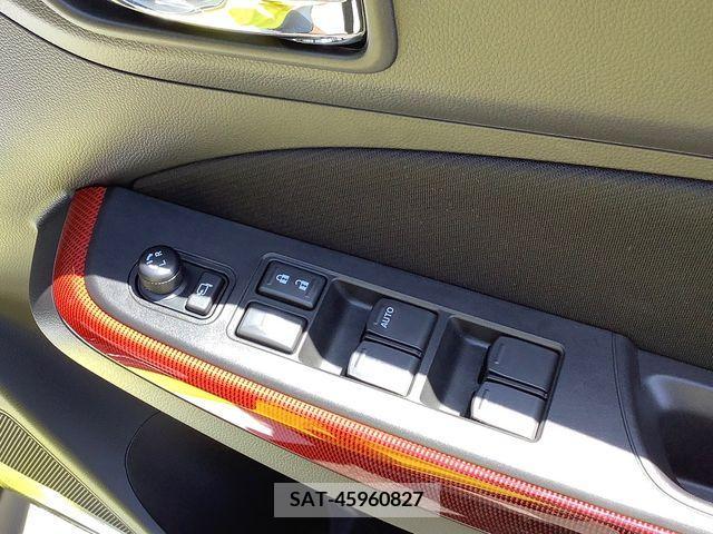Suzuki SWIFT 2023-04 286556-15