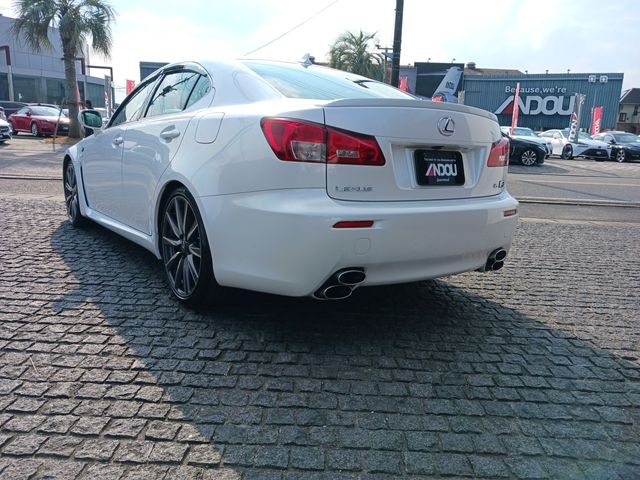 Lexus IS F 2008-06 186353-2