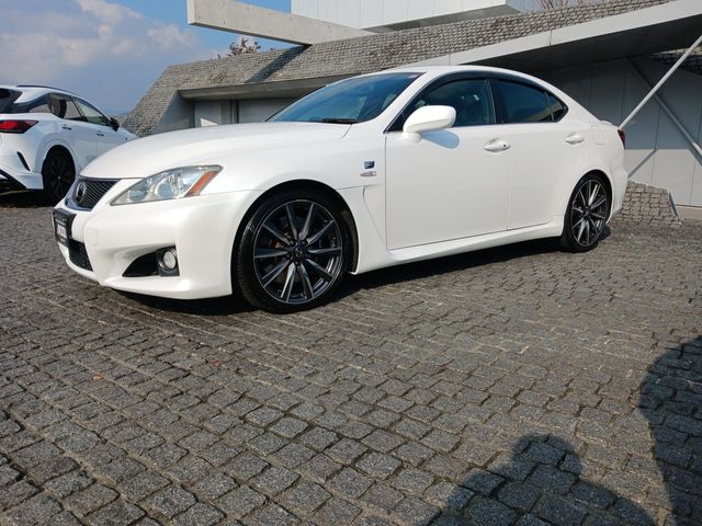 Lexus IS F 2008-06 186353-1