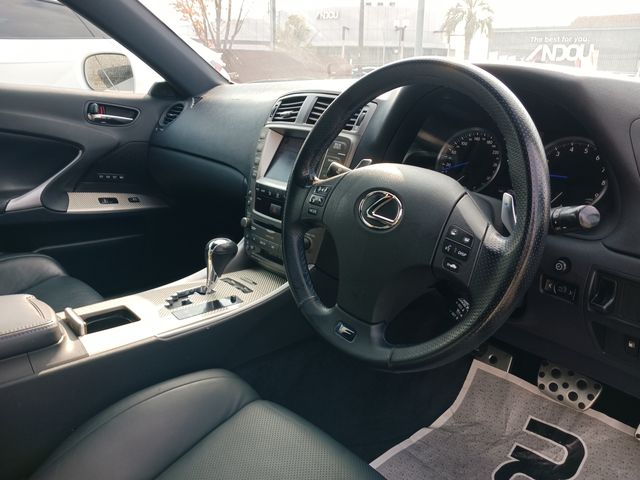 Lexus IS F 2008-06 186353-10