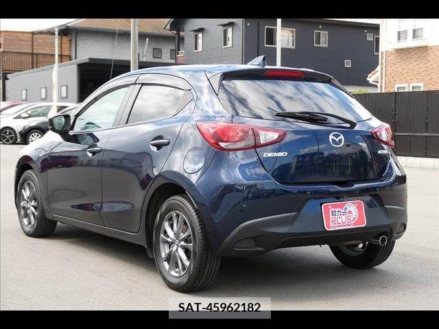Mazda DEMIO 2019-04 301982-17