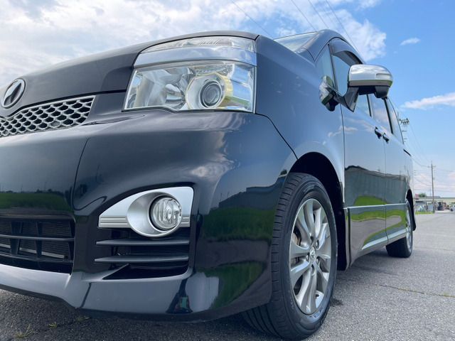 Toyota VOXY 2013-10 7403-12