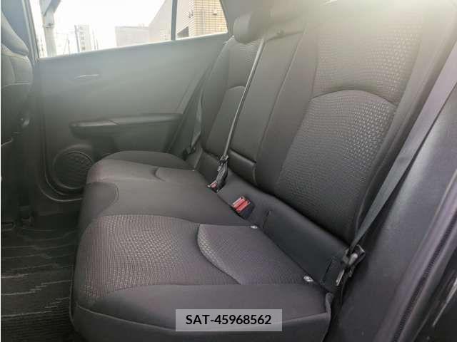 Toyota PRIUS 2022-03 322477-17