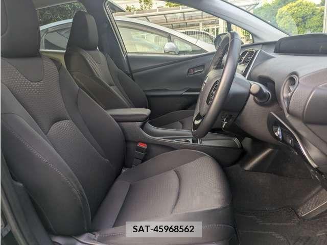 Toyota PRIUS 2022-03 322477-14