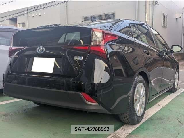 Toyota PRIUS 2022-03 322477-2