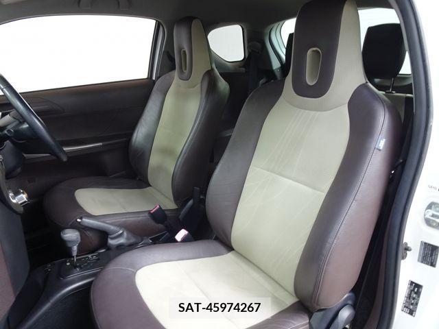 Toyota IQ 2009-06 337296-23