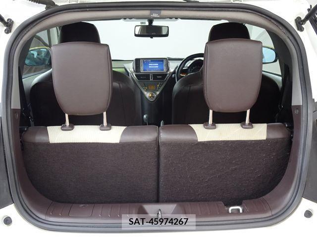 Toyota IQ 2009-06 337296-26