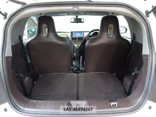 Toyota IQ 2009-06 337296-27