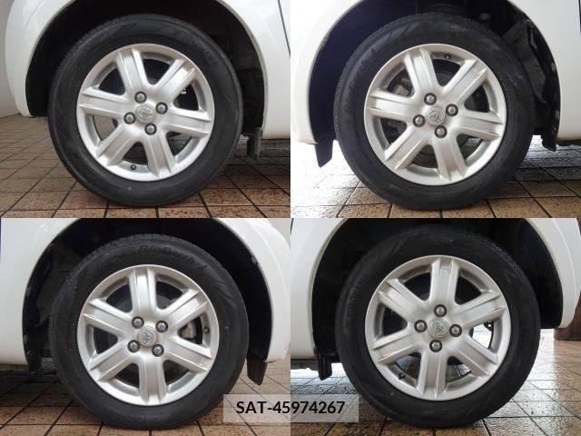 Toyota IQ 2009-06 337296-4